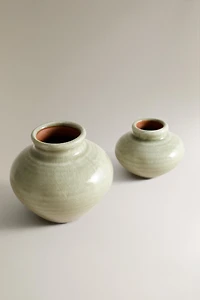 SMALL TERRACOTTA VASE