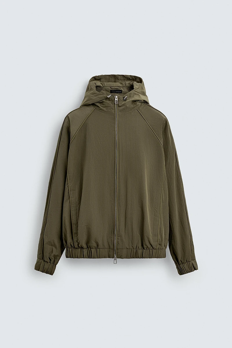 VESTE TECHNIQUE LÉGÈRE DÉPERLANTE