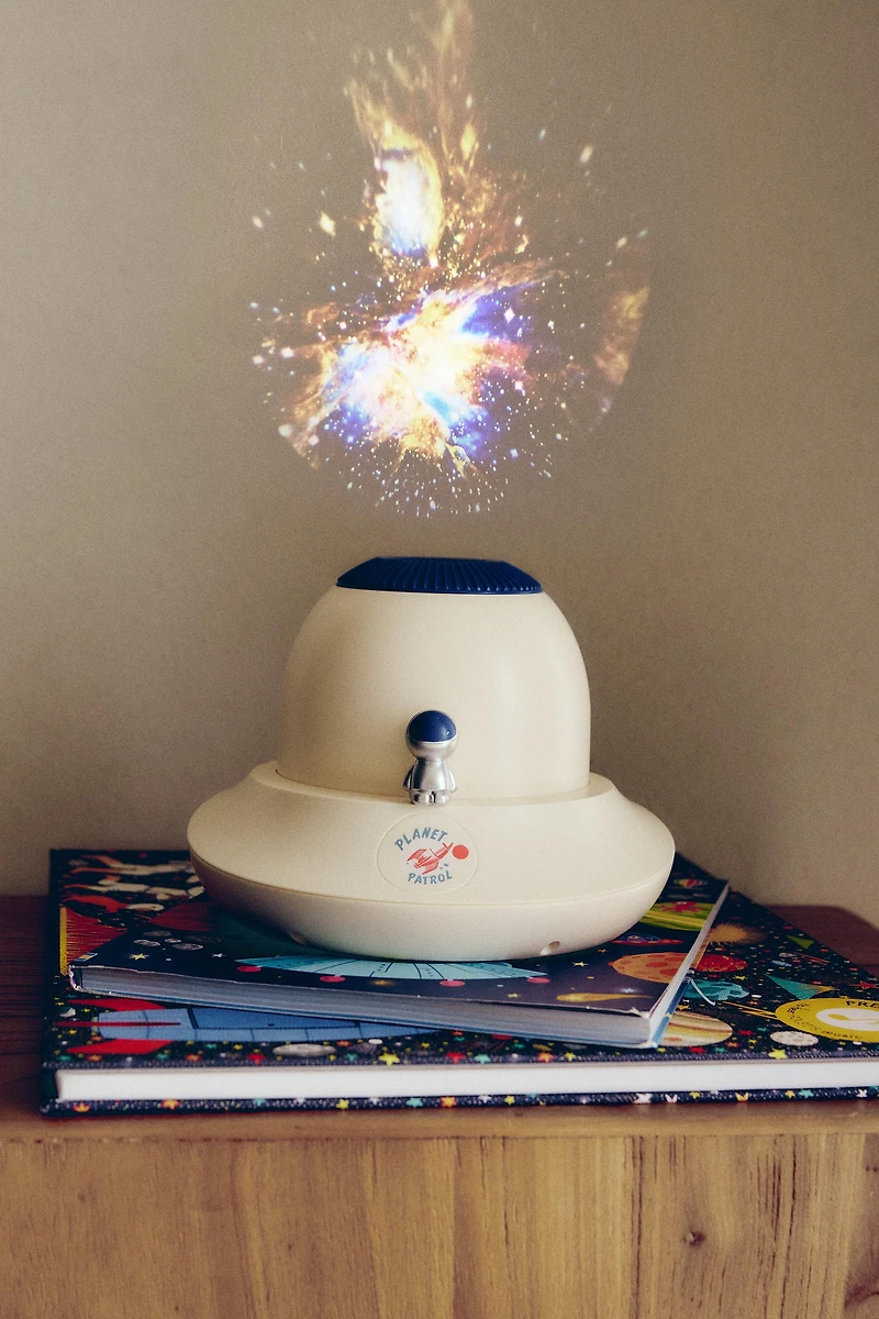 KIDS’ PLANET PROJECTOR TOY