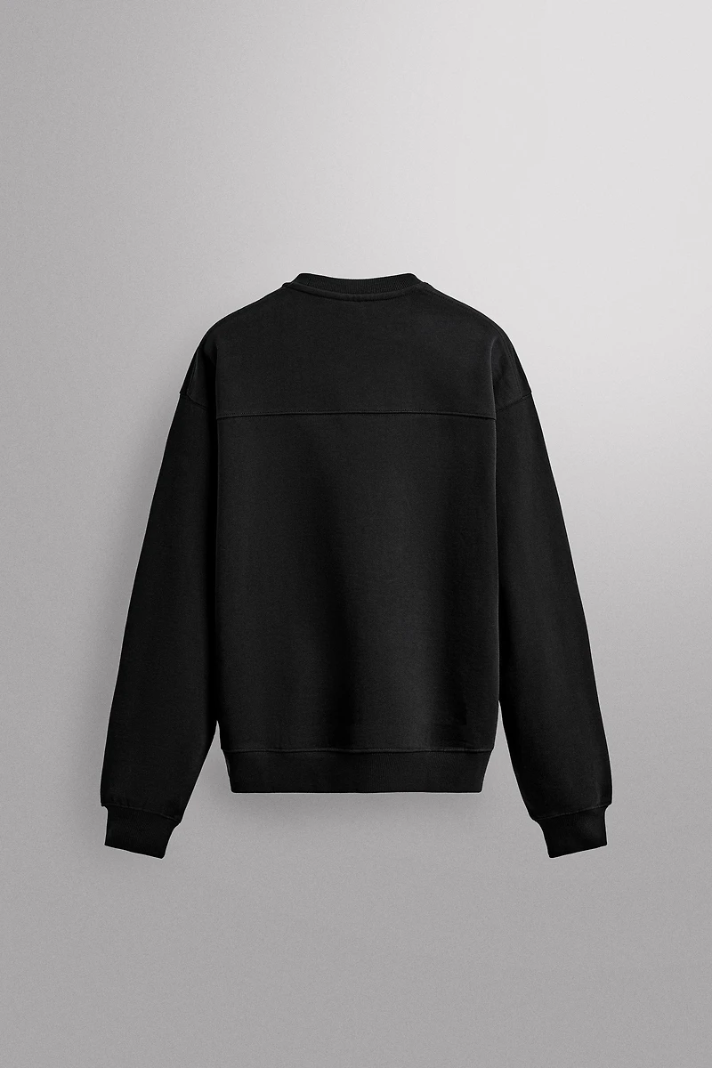 REGULAR FIT CREWNECK SWEATSHIRT