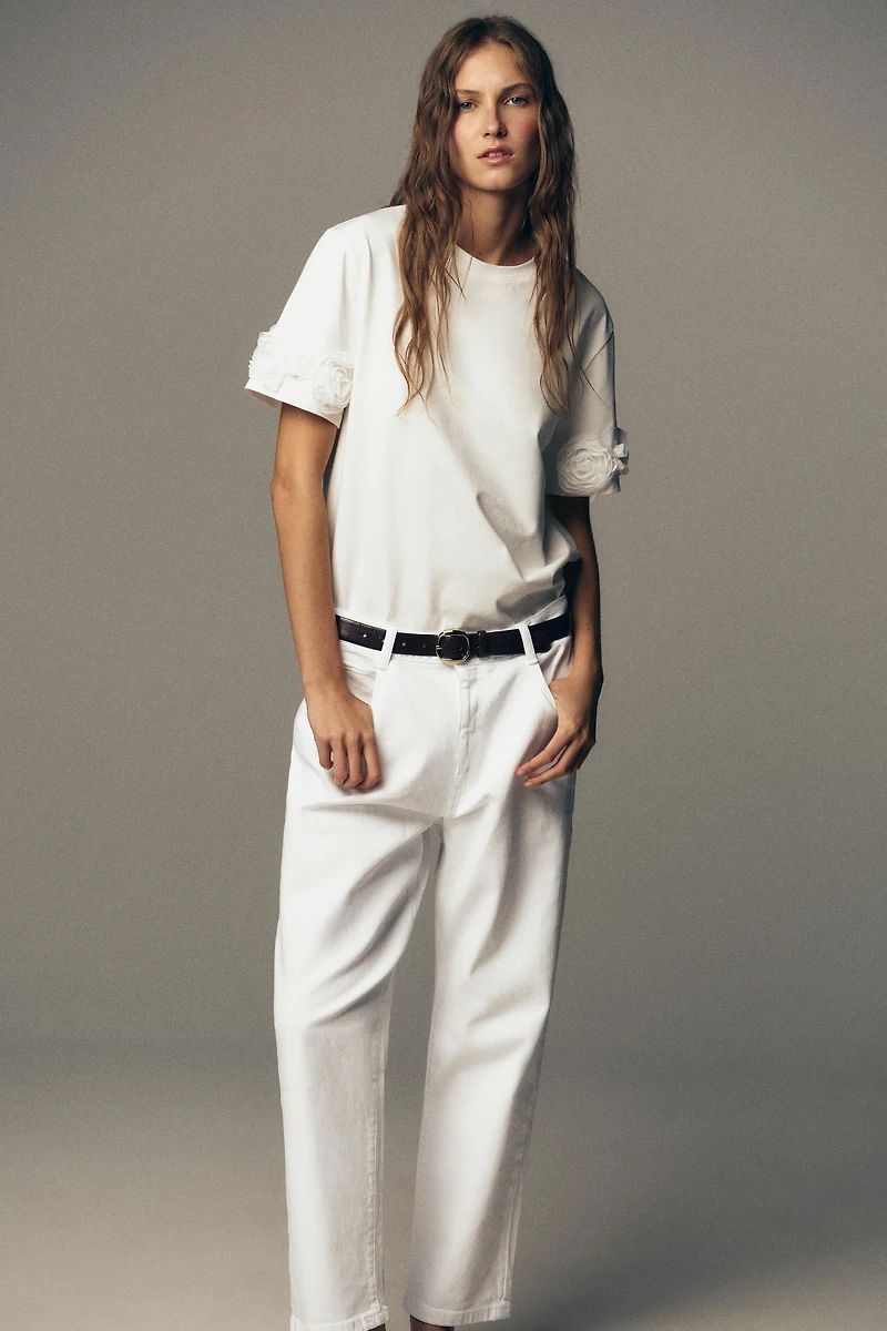 T-SHIRT FLEURS VOLUME