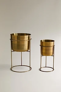 AGED METAL FLOWERPOT