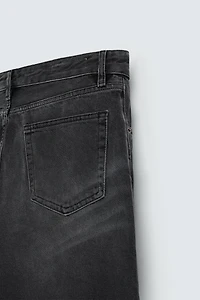 FLARE FIT JEANS