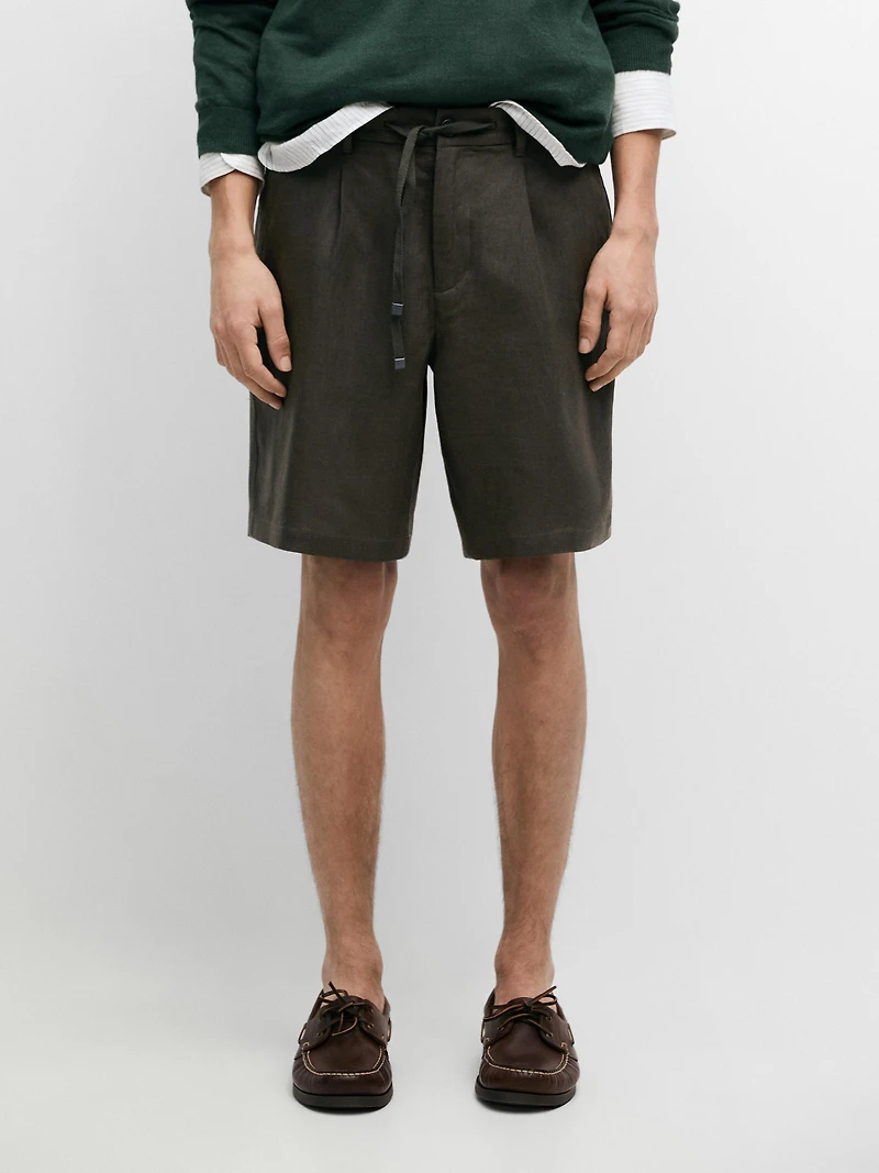 Total look linen Bermuda shorts with elasticated detail