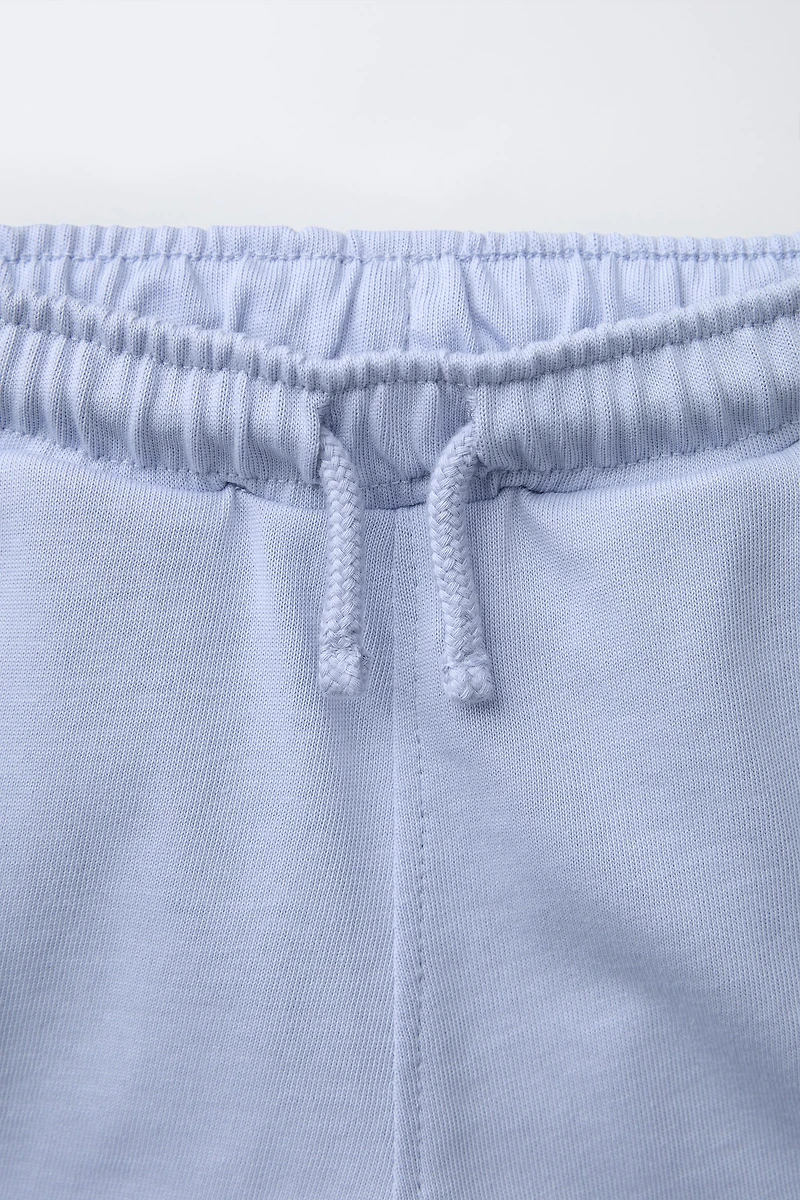 PLAIN T-SHIRT AND BERMUDA JOGGING SET