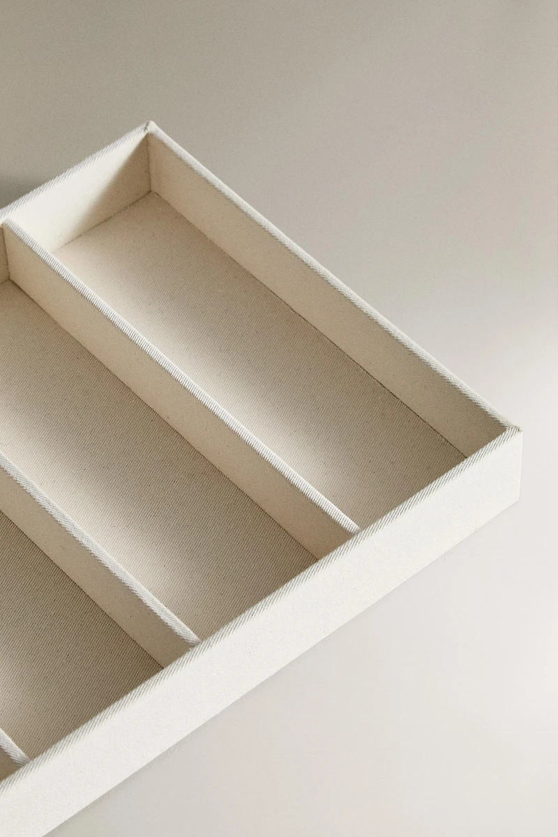 BOÎTE DE RANGEMENT LUNETTES