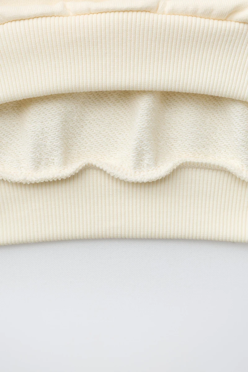 RAGLAN SLEEVE SWEATSHIRT WITH LABEL