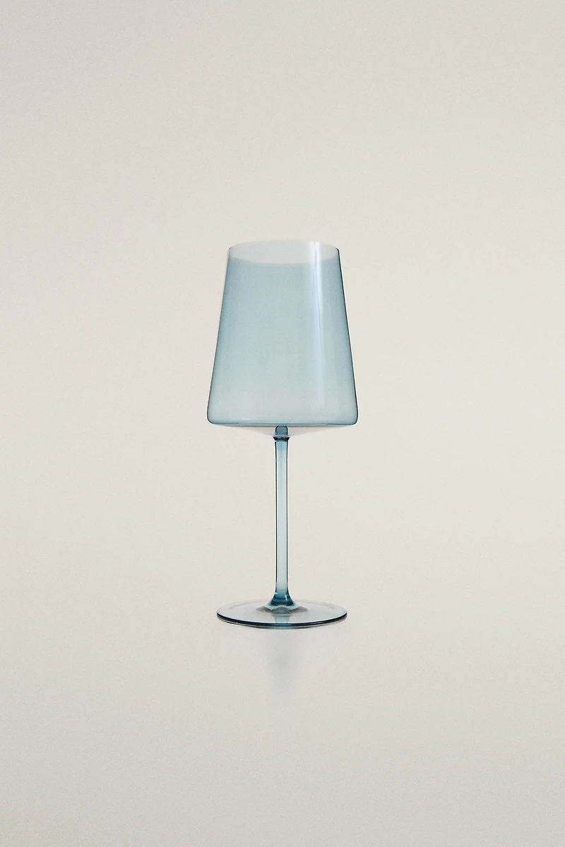CONICAL CRYSTALLINE GLASS