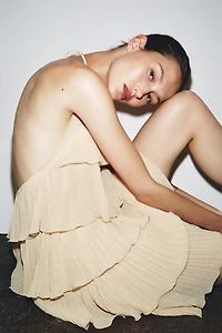 RUFFLED HALTER DRESS