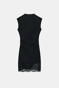 ROBE COURTE STRETCH EN DENTELLE