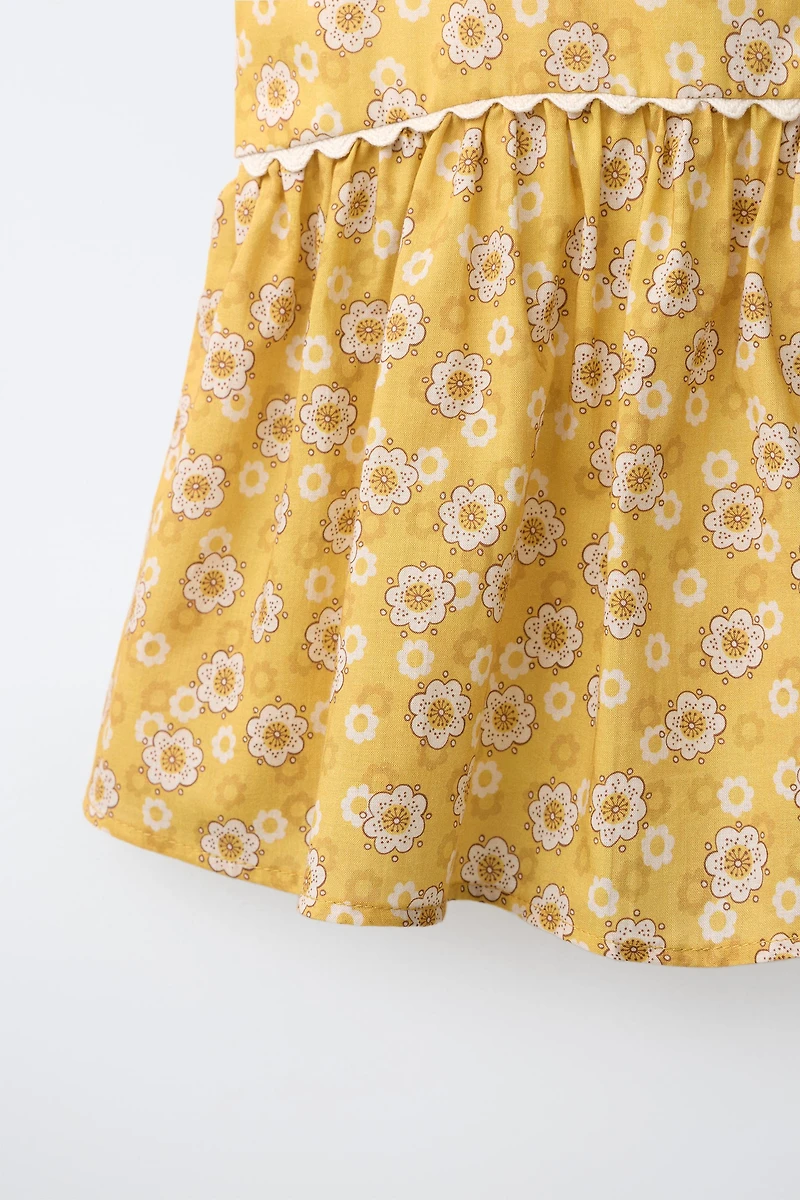 FLORAL RUFFLE TOP