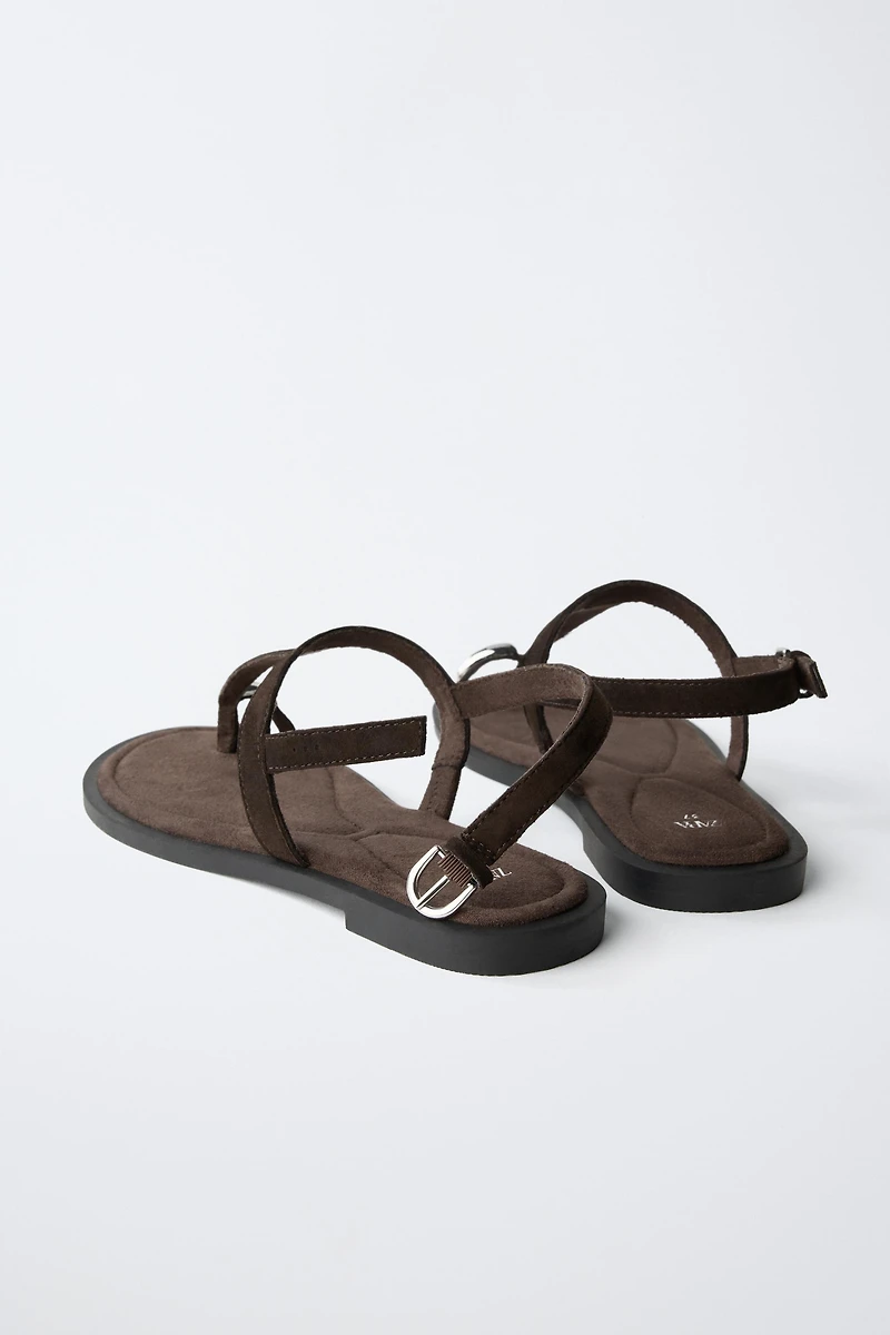 LEATHER SANDALS