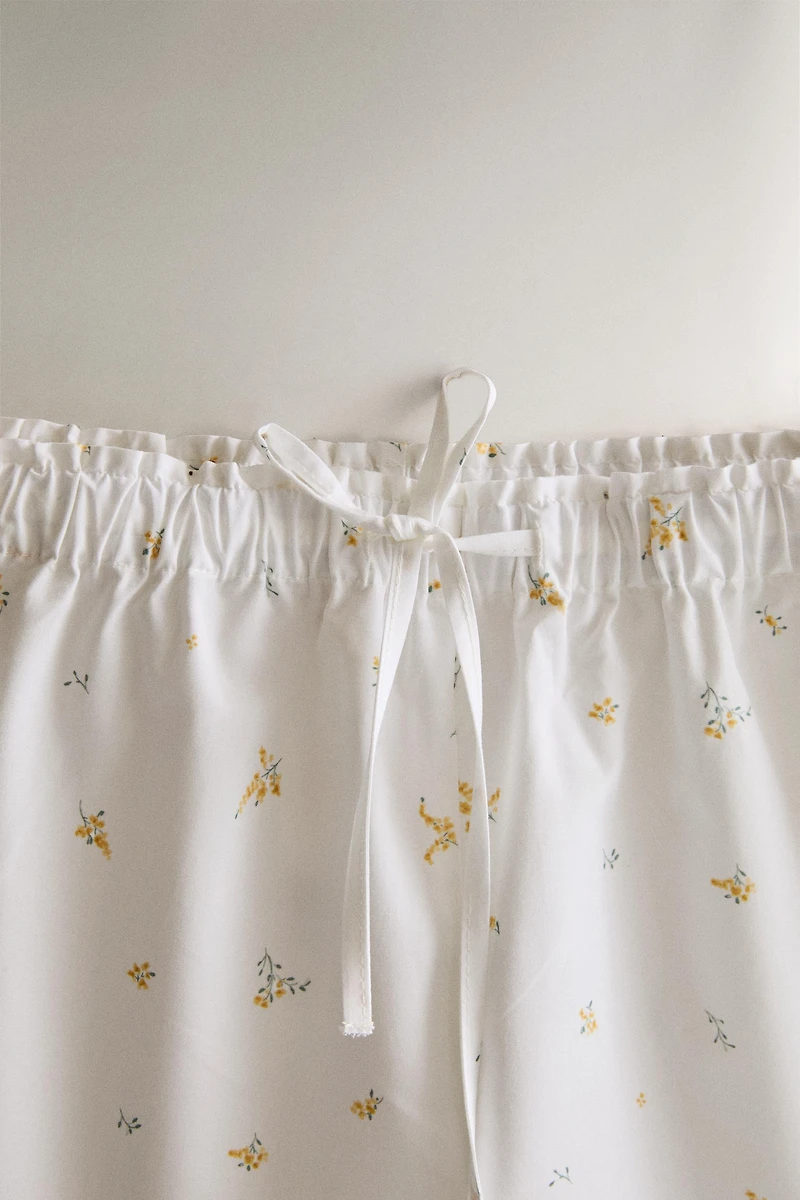 SHORT FLEURI