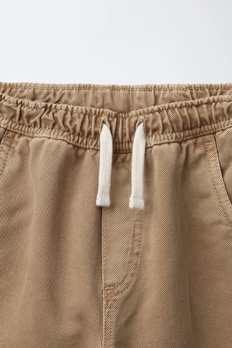 PANTALON BALLON À COUTURES