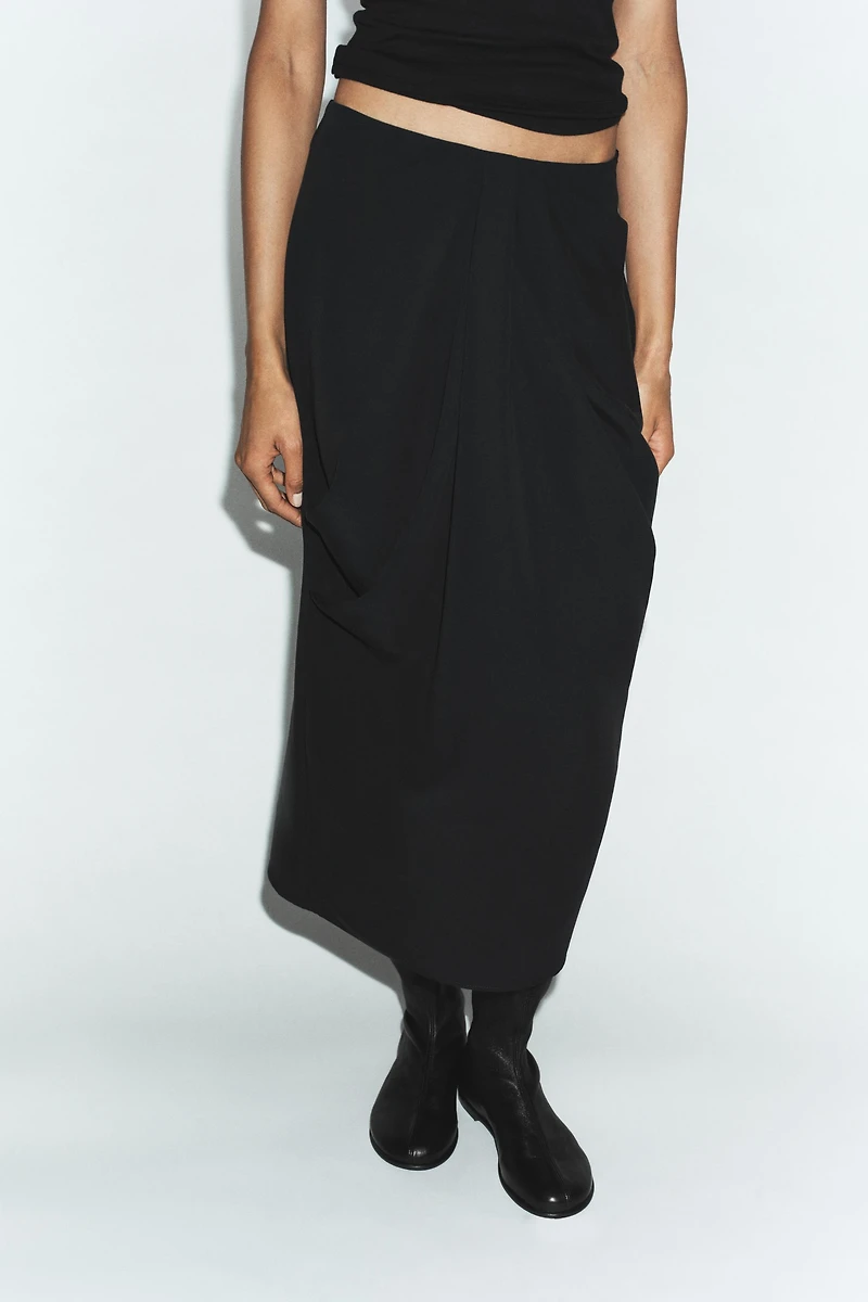PLEATED MIDI SKIRT
