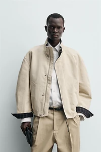 CONTRAST COLLAR JACKET