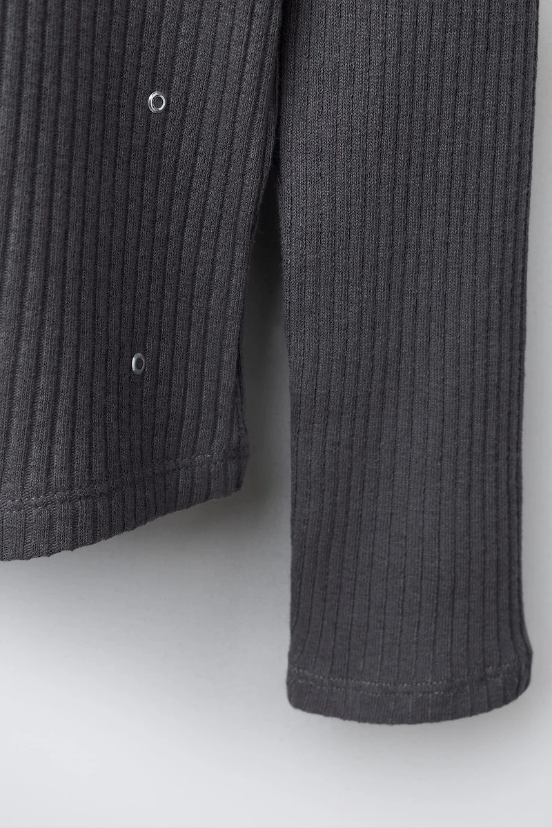 RIBBED TURTLENECK T-SHIRT WITH STUDS