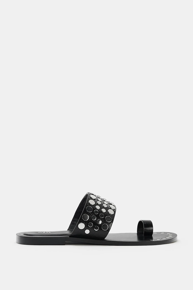 FLAT LEATHER SANDALS WITH STUDS
