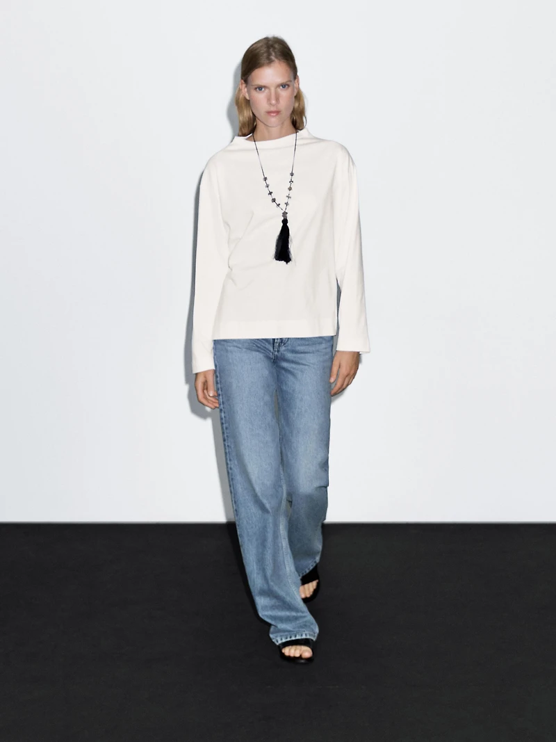 Long sleeve cotton sweatshirt