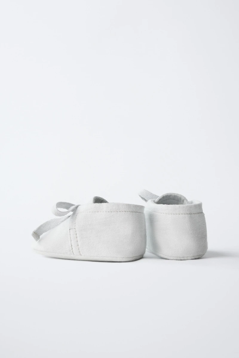 BOTTES À NŒUD