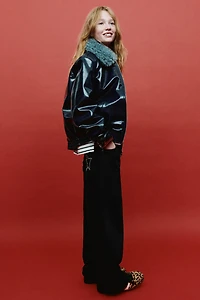 WIDE LEG STAR STUD JEANS