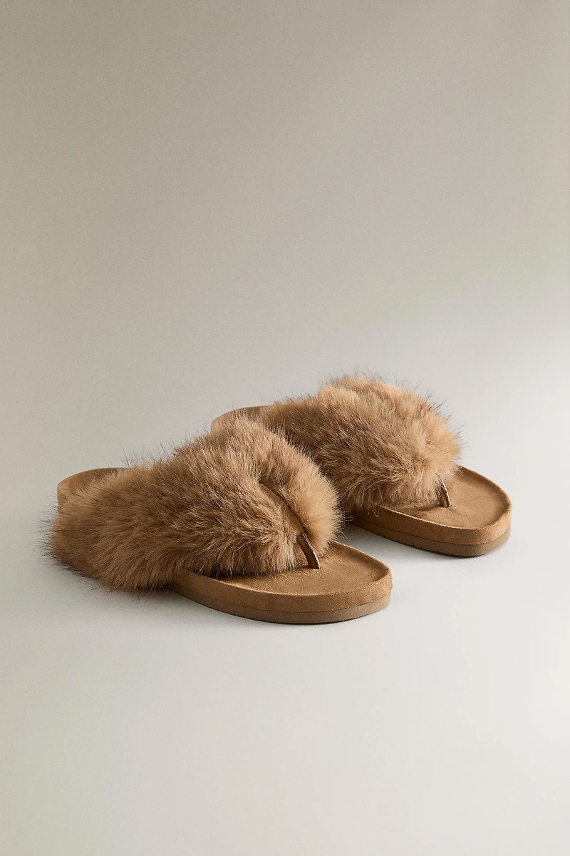 THONG SANDALS WITH FAUX FUR