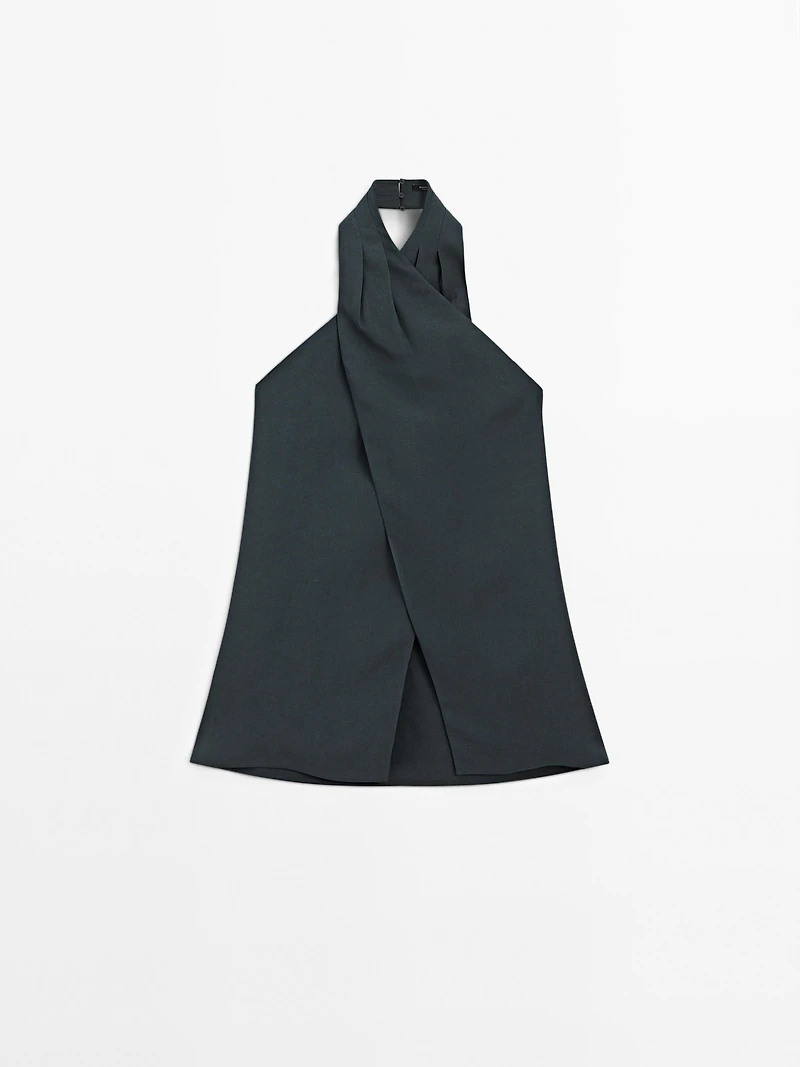 Halter neck back neckline top