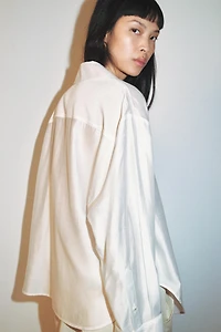 OVERSIZED SATIN EFFECT SHIRT