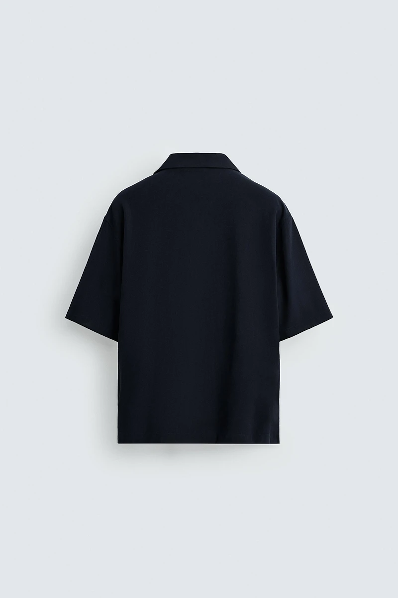 RELAXED FIT FLOWY SHIRT