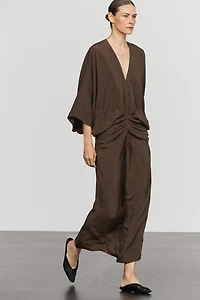 Fluid midi dress with gathered sash