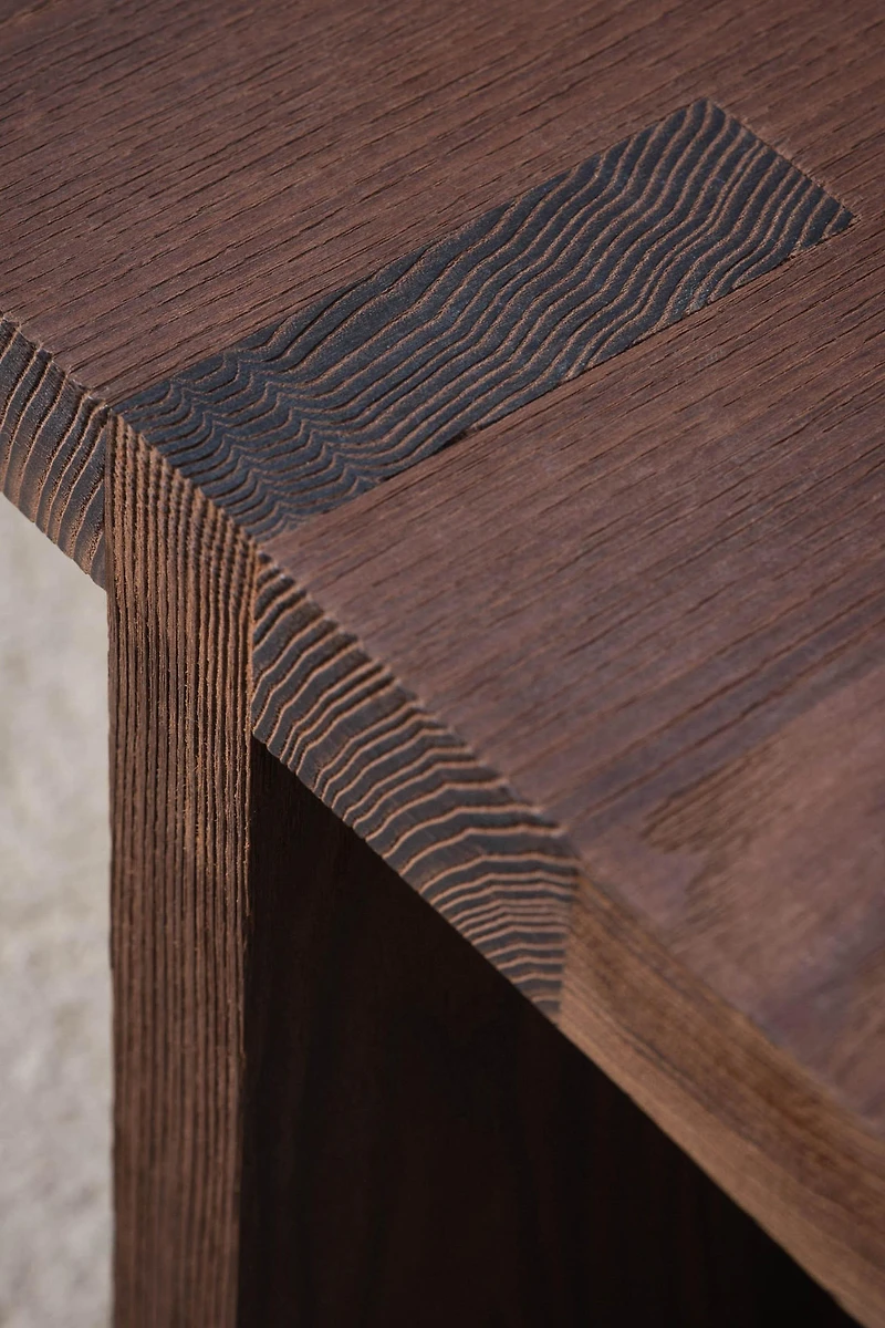 SIDETABLE 01