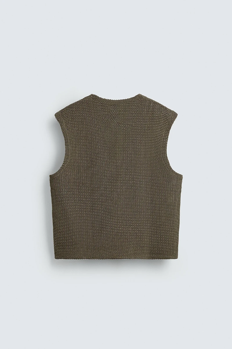 RELAXED FIT TEXTURED VEST