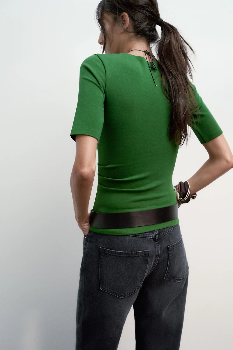 RUCHED INTERLOCK T-SHIRT