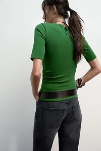 RUCHED INTERLOCK T-SHIRT