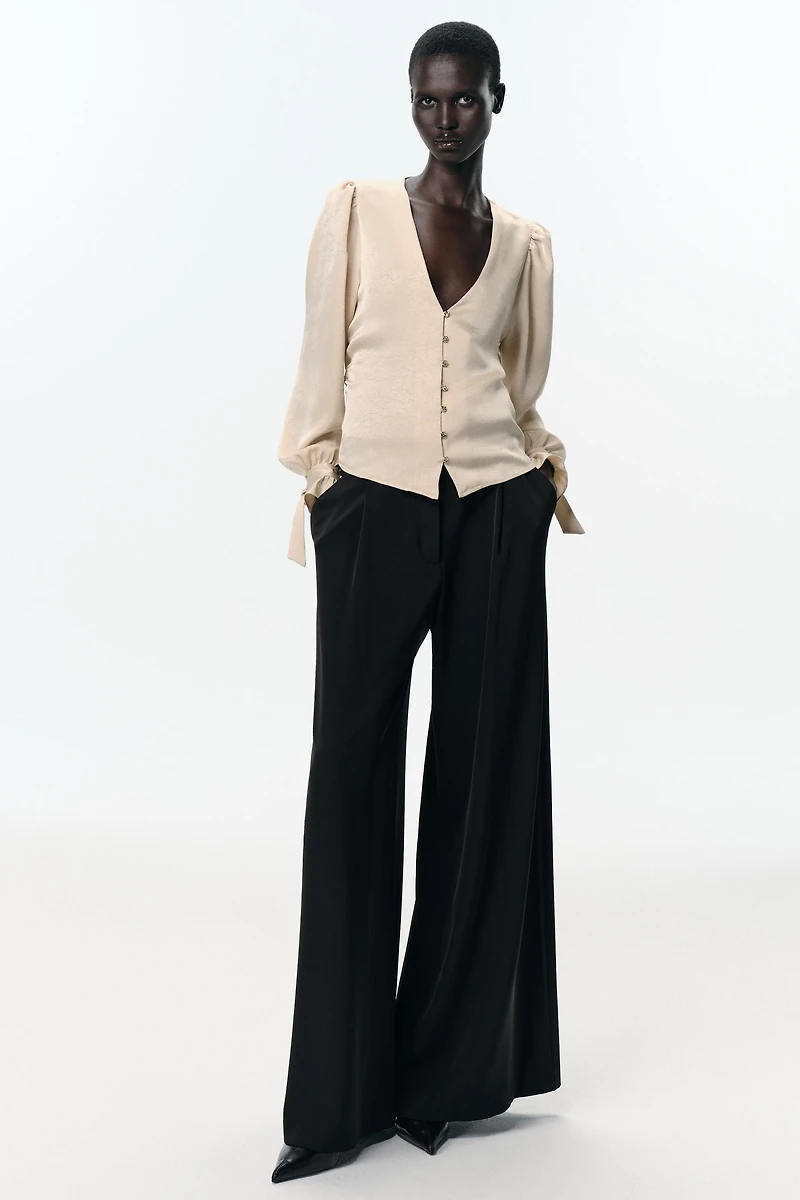BLOUSE AJUSTÉE EFFET FROISSÉ