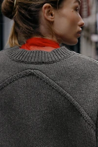 KNIT JUMPER WITH BACK DETAIL