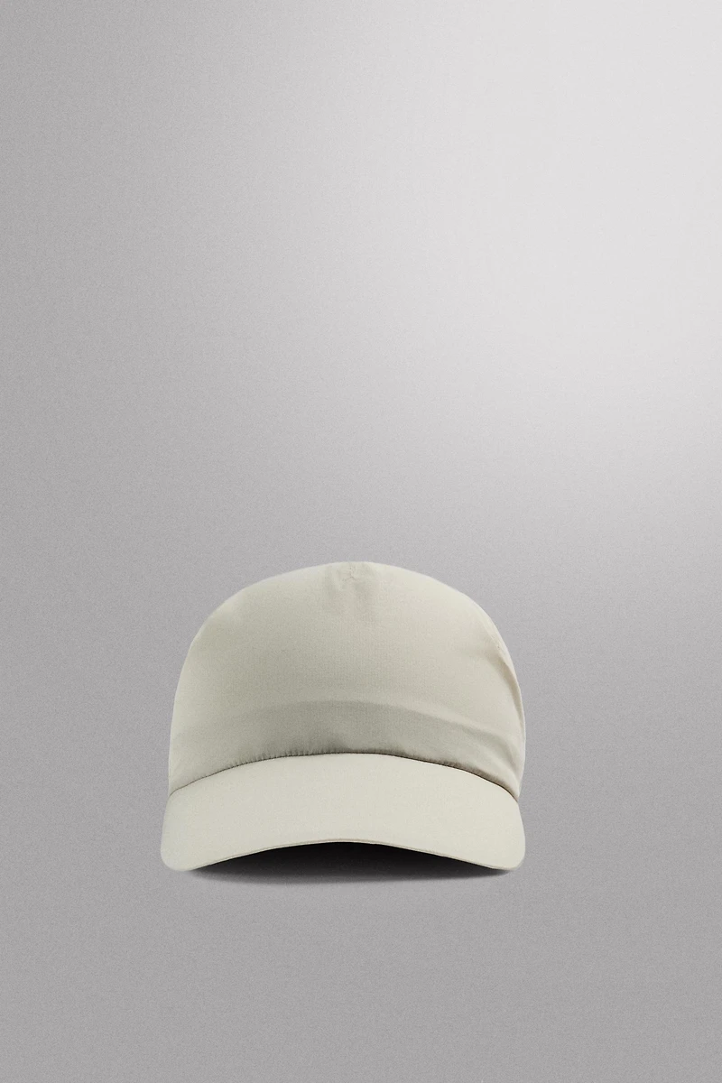 CASQUETTE TECHNIQUE LÉGÈRE