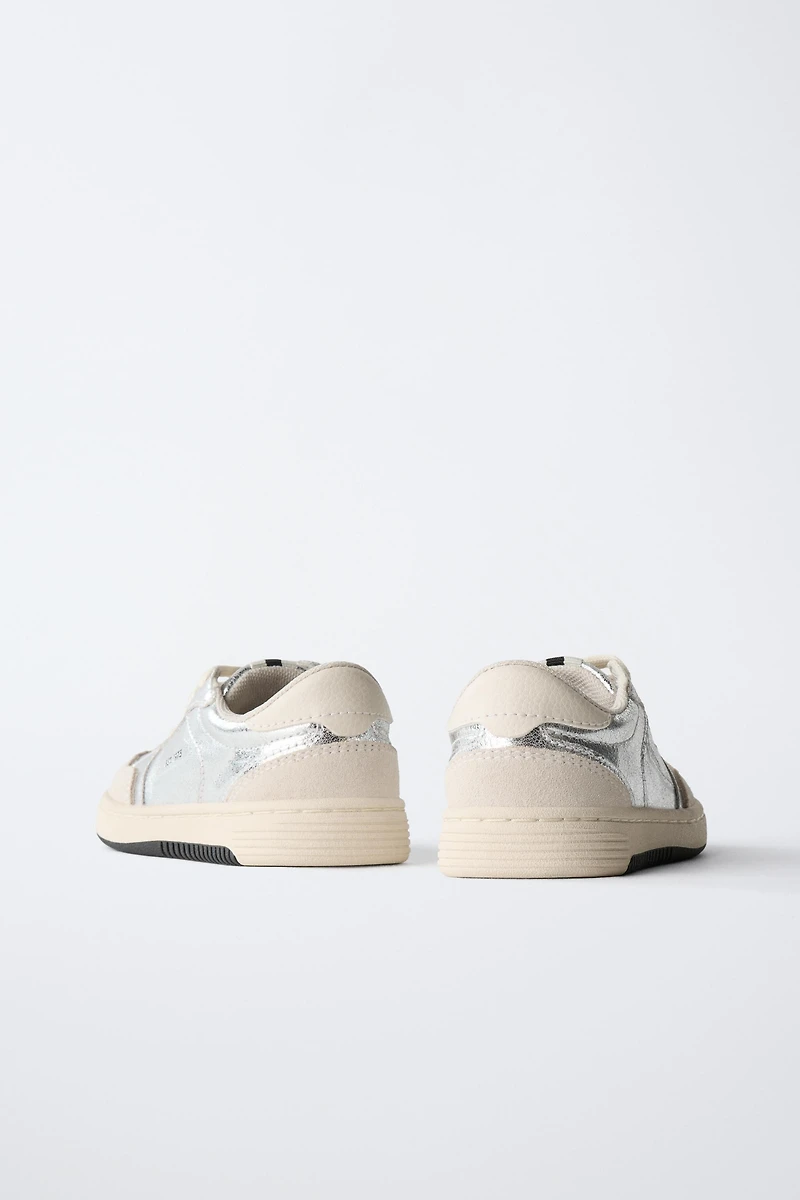 METALLIC SNEAKERS