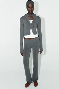SEAMLESS FLARE PANTS