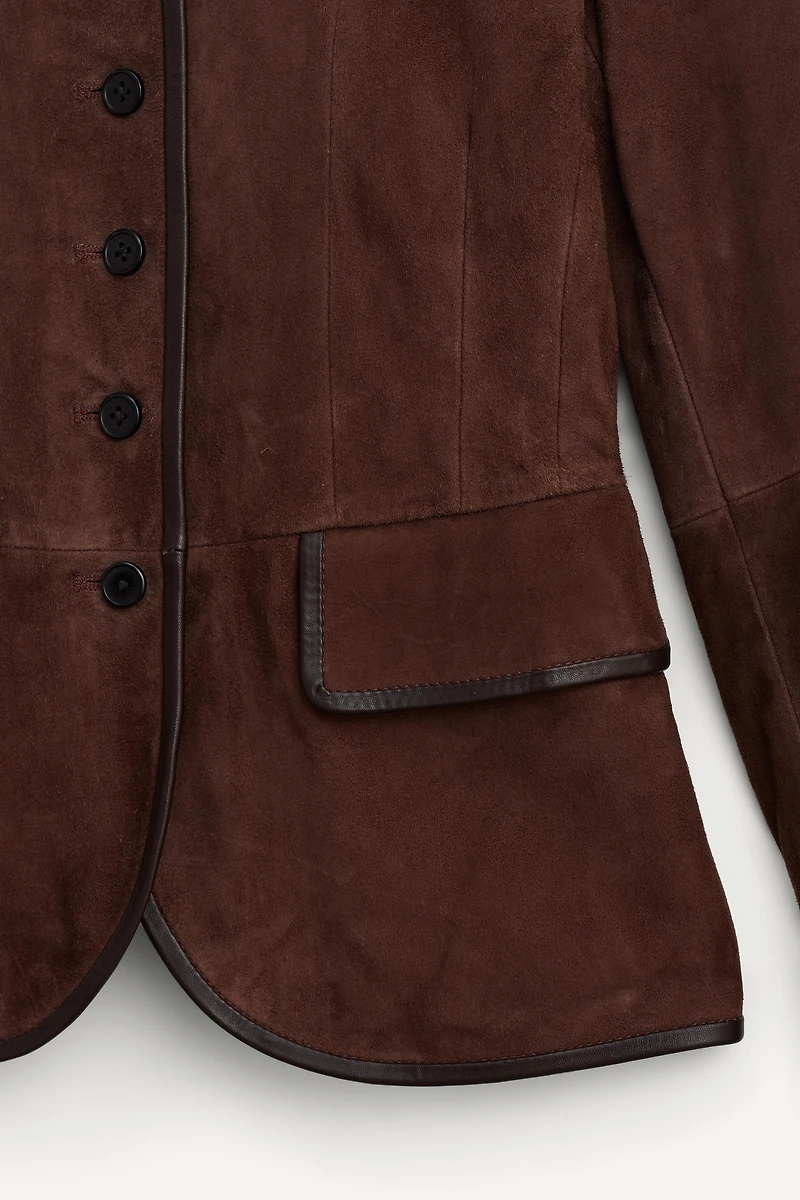 VESTE AJUSTÉE EN CUIR DAIM ÉDITION LIMITÉE