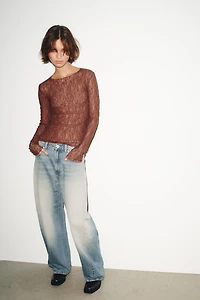 TOP À MANCHES LONGUES EN DENTELLE