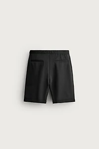 COMFORT REGULAR FIT SHORTS