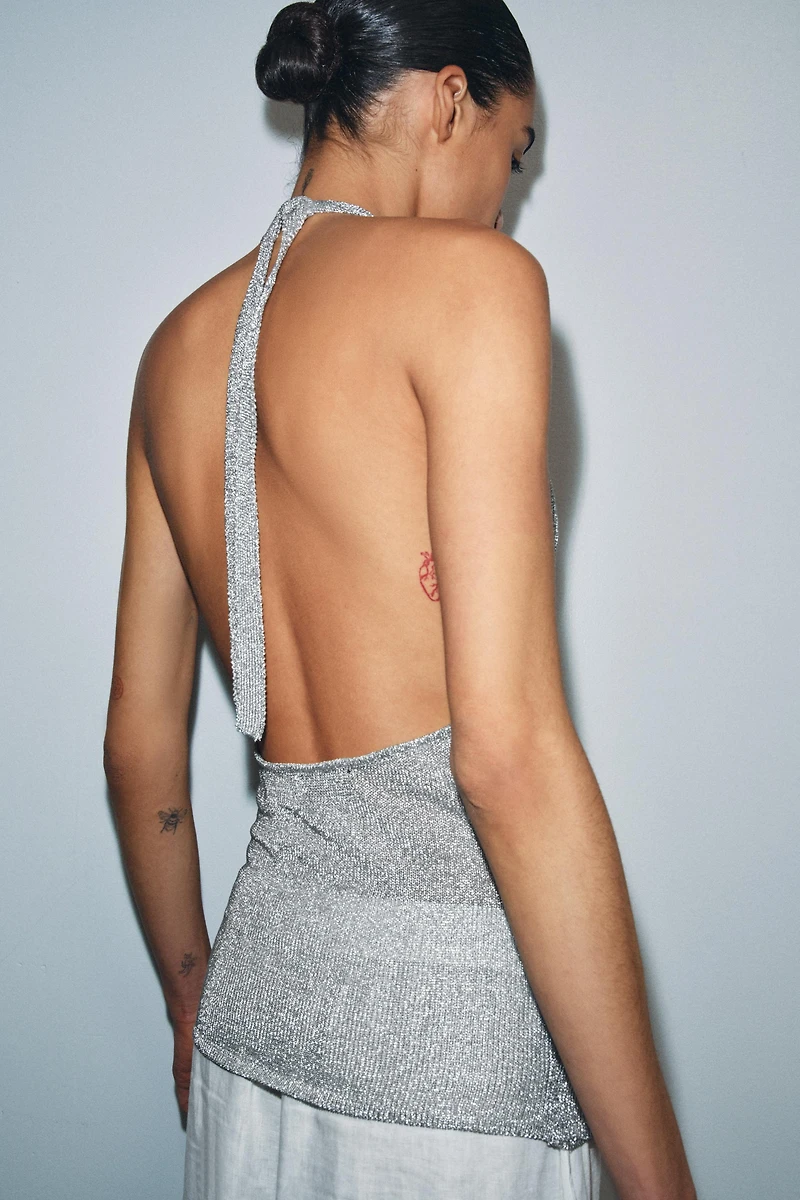 METALLIC THREAD KNIT HALTER TOP
