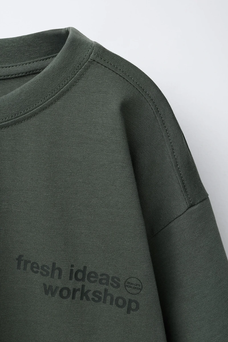 DOUBLE SLEEVE TEXT T-SHIRT