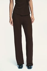 TEXTURED STRAIGHT LEG PANTS