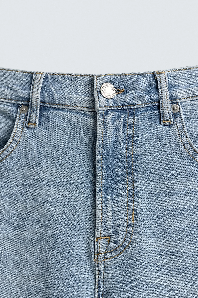 SLIM FIT JEANS