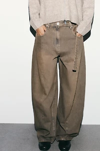 TRF OVERSIZE BARREL LOW-RISE JEANS