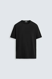 BASIC SLIM FIT T-SHIRT