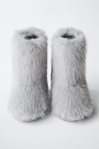 HAIRY SNOW BOOTS