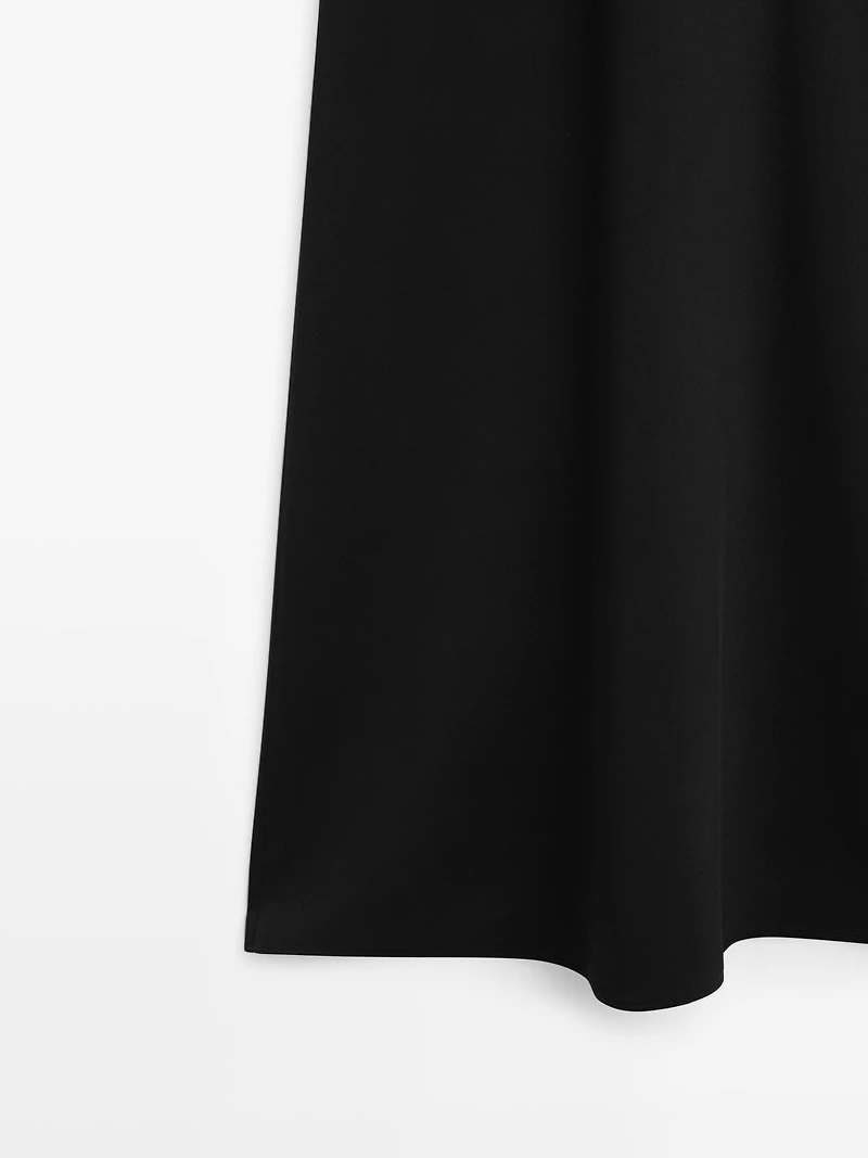 Flowing short sleeve dress